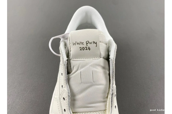 SP TRAVIS 1  SCOTT JORDAN  LOW OG OG1228-111 RETRO OG1228-111 0407